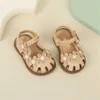 Sandals 2023 New Summer Baby Shoes For Girls Cute Flower Cut-outs Infant Princess Sandals Closed Toe Fashion Toddler Kids Sandals 240329