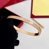Bracelets Designer Bracelet Bangle Lover Bijoux Classic Diamond Gold Sier Couchette en acier inoxydable pour femmes Mens Man Party Gift Widding Engagement 185966