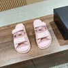 10A Designer C Sandals Summer Summer Hot Beach Shoe Women Slippers Small Spragrant Leather Sychy Soled Shoes Women Wear Open Tee Fashion في Summer Caligae جودة أفضل