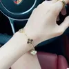 Дизайнерская горячая продажа вар Lucky Four Leaf Grass Bracelet Fomen