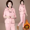 Femmes automne hiver nouveau costume en peluche épaissie hauts à capuche gilet pantalon 3 trois pièces ensembles fi grande taille femmes vêtements N0GU #