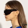 Nowe style europejskie i amerykańskie w stylu Y2K Style B Nieregularne okulary przeciwsłoneczne Sawtooth Męskie i żeńskie gwiazdy internetowe same hedgehog Okulary przeciwsłoneczne 5977