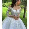 Princ Ball Gown Wedding Dres 2022 Appliqus Pärled O Neck LG ärmar Lace Up Bride Gowns Court Train Vestidos de Novia R5ft#