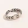 Vergulde titanium stalen ring ontwerper verstelbaar voor vrouwen brief eenvoudige stijl paar ringen trendy vakantie cadeau