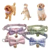 Colliers de chien Bowknot Breakaway Chat Chaton Collier Boucle De Sécurité Cravate En Treillis Avec Pendentif Cloche Réglable Collier De Noël Pour Animaux De Compagnie