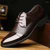 Scarpe eleganti da uomo eleganti in pelle verniciata per Coiffeur Wedding Formal Chaussure Homme Buty Meskie