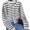 Primavera e outono novo cardigan listrado preto e branco suéter feminino pequena fragrância suéter único breasted blusa casual.Q6gX#