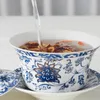 Традиционный чайный сервиз Гайвань, 200 мл, с фарфоровой чашкой, блюдцем и крышкой, великолепным цветочным узором, чайный сервиз кунг-фу, портативная чайная посуда 240328