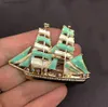 Pins Broches Nieuw Ontwerp Geëmailleerde Kleurrijke Boot Glad Zeilen Persoonlijkheid Mode Heren Jasje Broche Sieraden Accessoires Y240329