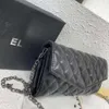 Negozio Portafoglio di lusso Saldi Lingge Filo ricamato Moda Zero 2024 Inizio primavera Nuovo Wtern Versatile Borsa da sera stile Instagram palmare