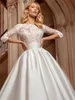 Городские сексуальные платья Стильное атласное длинное свадебное платье с длинными рукавами Иллюзионное кружево с v-образным вырезом Классическое платье с открытой спиной Robes De Soire yq240329