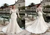 Nuovi abiti da sposa lunghi a sirena firmati 2018 Scollo a barchetta Bottoni posteriori Maniche lunghe Corte dei treni Abiti da sposa in pizzo Vestido de9428578