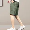 Shorts pour hommes Hommes Cargo Summer avec multi-poches Design Bouton Fermeture à glissière Jambe large Longueur au genou pour un style élégant