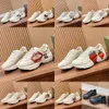 Sneakers Buty designerskie luksusowe buty taty luksusowa jedwabna jedwabna krowica mężczyźni trenerzy truskawkowe myszy w stylu retro w stylu trampka luksus z białymi whiteshoes