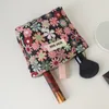 DJDF Red Floral Women's Small Makeup Bag Canvas dragkedja Portable Sanitary servettagringsväska Enkel och söt bärbar myntväska M4HP#