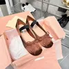 Diseñador zapatos planos de ballet zapato de baile Miui Yoga sexy caminar holgazán hombres mujer encantador zapato de entrenamiento Arco seda sandalia cuero satén lujo vestido de verano zapato casual niña