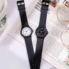 Наручные часы Простые модные кварцевые часы для женщин Студенческие наручные часы Часы с силиконовым ремешком оптом Reloj Mujer Elegante Reloj De Mujer 24329
