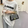 Torebka torebka koreańska kobieta 2024 wiosna i lato retro crossbody houndstooth zagraniczne przenośne kwadratowe ramię