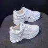 Brand Wedge Buty Projektanci mody Białe trampki Kobiety skórzane grube buty sportowe tenisowe kobietę zapatillas Mujer 240320