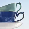 カップソーサー磁器コーヒーとソーサーセットクラシックアフタヌーンティーパーティーバタフライ骨骨ヨーロッパティーカップ