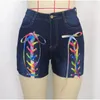 Plus Size Sexig vit blå ihålig denimshorts 4XL Summer Women High midjan Rippad Tassel Kort jeans snörning Bandage byxor 240322