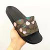 Zomer designer loafers outdoor strand schoen luxe sandaal bloei carrière slippers vrouw hotel slipper maat 35-46 00231