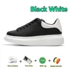 Jogging Walking Casual Shoes Designer Men Femme en cuir Lace Up Plateforme surdimensionnée Sole des baskets Blanc Black Black Silver Luxury Velvet Suede Chaussures Sports Shoe 36-45