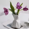 Vasen Vase Ornament Moderne Keramik Elegante einzigartige Form Blumenarrangements für Heimtischdekorationen