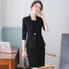 Abiti da lavoro IZICFLY Stile estivo Bianco Elegante Abbigliamento casual da ufficio per le donne Giacca Uniformi da lavoro Blazer Abito completo Set da 2 pezzi