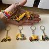 파티 장식 16pcs/set Construction Keychains 트랙터 실리콘 키 링 테마 베이비 샤워 아이를위한 호의적 인 소년 소년 소녀 생일