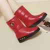 Botas pretas senhoras neve impermeável couro robusto grande vermelho meio alto dedo do pé redondo branco meados de bezerro sapatos femininos plataforma bota qualidade
