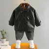 Jacken 1-12 Jahre Jungen Kunstlederjacke Kinder PU Mantel Langarm Einreiher Lokomotive Stilvolle Teenager Kinder