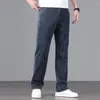 Jeans da uomo 2024 Pantaloni casual larghi e comodi a vita alta primavera/estate