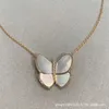 Designer Brand Van High Version Big Butterfly Necklace Womens 18k Rose Gold Lock Bone Chain White Fritillaria Grey Glod