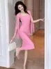 Urban Sexy Dresses Französisches elegantes süßes Midikleid für Frauen 2023 Hochwertige rosa Quaste, figurbetontes Schlitzgewand Femme Party Prom Vestidos Catwalk Show yq240330