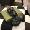 2024 Neue Kindermode -Leinwandschuhe Kinder atmungsbezogene lässige Sneaker Frühling Sommer Kleinkind Girls Jungen Slipper