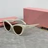 Designer solglasögon miui för kvinnor oval ram kör strand mode vintage anti-strålning uv400 hk24