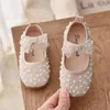 Mode bébé fille princesse perle nœud chaussures enfant plat doux PU bas danse noir printemps automne été fête 240321