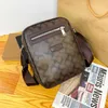 16% OFF Sac de créateur 2024 Sacs à main Tendance Casual Hommes et Femmes à la mode Petit sac à dos d'affaires carré polyvalent léger mini épaule