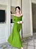 Casual Jurken Vintage Groene Gebreide Lange Mouw Jurk Voor Vrouwen 2024 Lente Hoogwaardige Off Schouder Stijl Slanke Avondfeest vestido