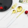 Set di stoviglie da 24 pezzi Servizio di posate per posate in acciaio inossidabile per 6 persone cucina che mangia coltelli da utensile forchette per cucchiai