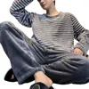 Home Clothing 2 Teile/satz Herbst Winter Männer Pyjamas Set Gestreiften Rundhals Langarm Loungewear Dicke Elastische Taille Korallen Fleece Homewear