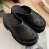 2023 Estate Marca Cinturini alla caviglia Sandali da donna Sottopiede 5 cm Pantofole casual alla moda Sandali da spiaggia Donna Tacchi alti Scarpe perforate Pantofole firmate