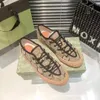 Мужчины макси кроссовки Beige Designers Shoes Low Top Luxury Sneakers Совершенно новая классическая шнурка High Top Canvas обувь