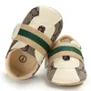 2024 Baby Classic Sports Sneakers Newborn Baby Boys Girls First Walkers Shoes Spädbarn Toddler Anti-Slip Baby Shoes Moccosins Mary Jane