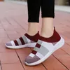 Casual schoenen Sneakers Dames Lopen Vrouw Lichtgewicht Loafers Tennis Dames Mode Slip-on Sok Gevulkaniseerd Grote maat 2024
