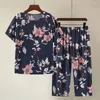 Accueil Vêtements Ensemble de vêtements de nuit pour grand-mère Pyjama élégant pour femme d'âge moyen avec haut à manches courtes imprimé floral Pantalon large pour mère