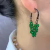 Boucles d'oreilles pendantes au design unique avec perles en cristal vert et rouge pour femme, accessoires quotidiens personnalisés à la mode, bijoux de fête, cadeau d'anniversaire