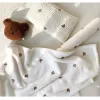 Blankets Swaddling Ddling Korean Bear Olive Embroidery Baby Blanket Throws Coral Fleece Soft Born Infant Ddle Wrap Bedding Stroller Dr Dhgo6