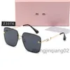 Designer Mui Mui Solglasögon Cykel Lyxig solglasögon Mens Womans New Baseball Driving Travel Fashion Sports Golden Alloy Black Polarize Sun Glasses